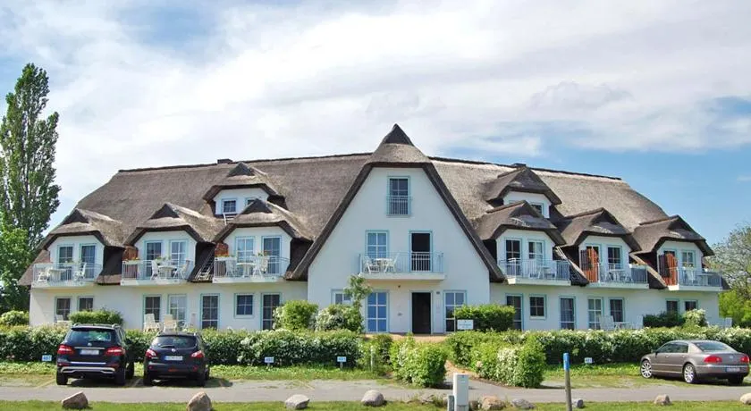 Balmer See 28 Ferienwohnung mit direktem Seeblick - Image 1