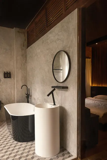 Playce Hotel - Image 1