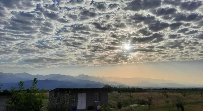 Morning Glow Lodge - Image 1