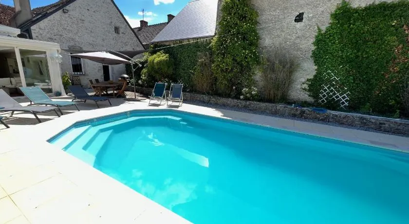Chambres d'Hôtes L'Hermine Vineuil - Image 1