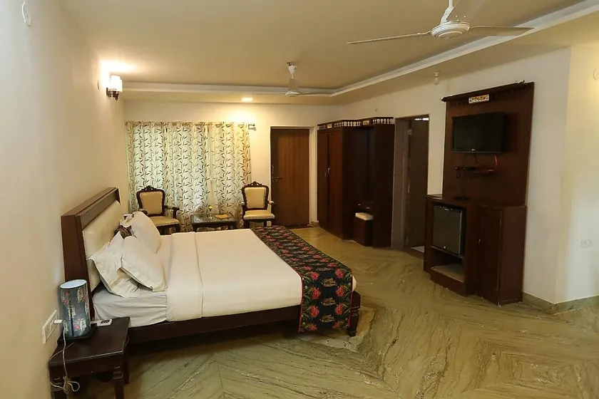 MPT Safari Lodge Mukki, Kanha (1 Km from National Park) - Image 1