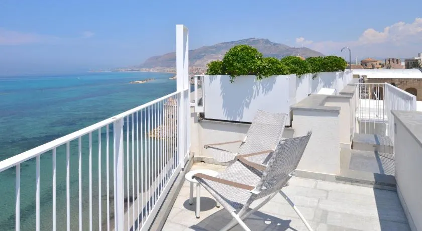 Gaura Apartments - Image 1