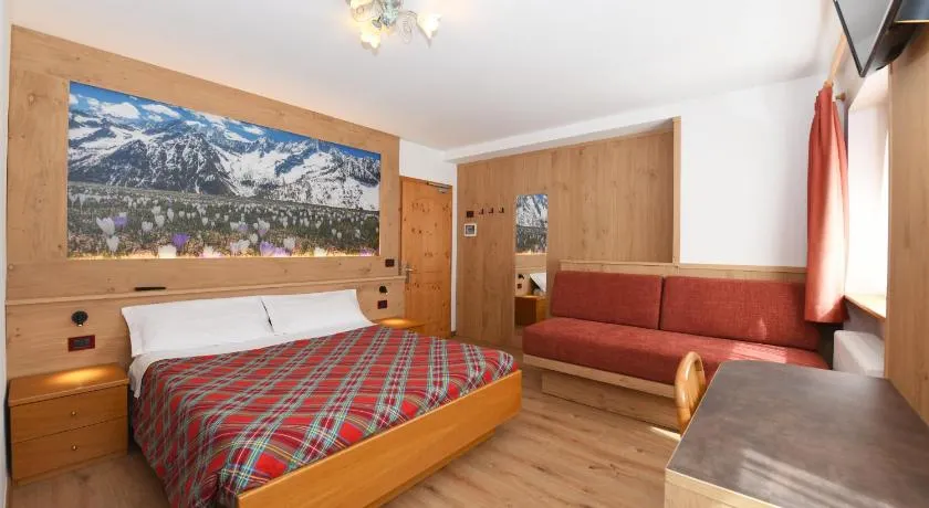 Hotel Stella - Image 1