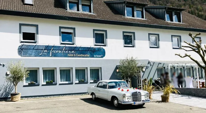 La Frontiera Hotel & Eventlocation - idyllisch, nah' der Schweiz - zum Rheinfall bei Schaffhausen - Image 1