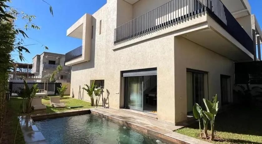 Villa spacieuse à Marrakech avec piscine privée - Image 1