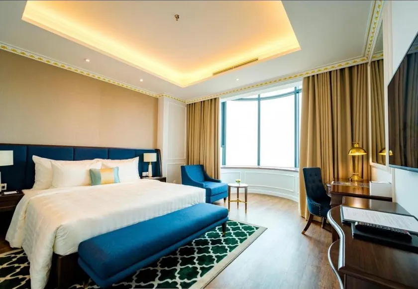 FLC HaLong Bay - Grand suite room - Image 1