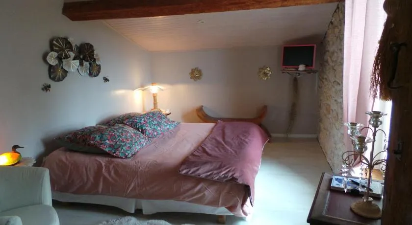 Chambre d'hôtes Le Paon Blanc - Image 1