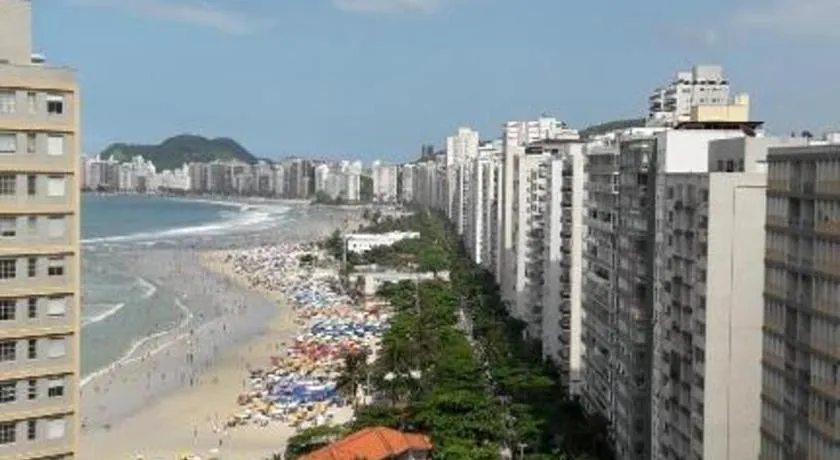 PÉ NA AREIA - COM SERVIÇO DE PRAIA - Image 1