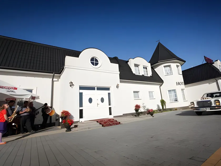 Hotel Campari - Image 1