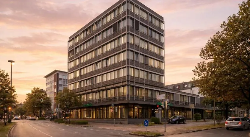 Hotel MIRAGE Düsseldorf-Neuss - Image 1