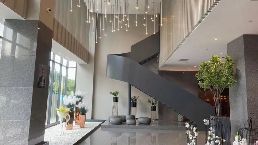 Qingyang Phoenix Hotel - Image 1