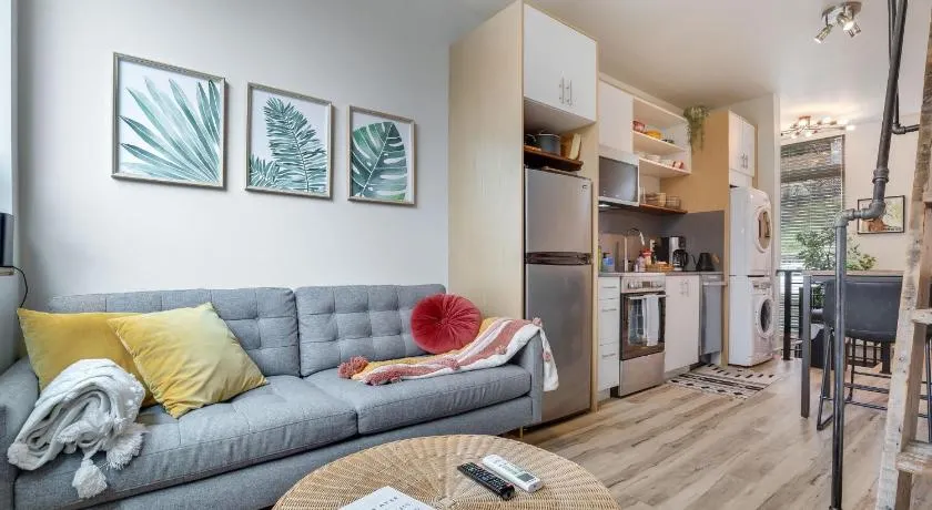 Perch - Pigeon Point Hideaway: Beautiful West Seattle 2BR Home - Image 1
