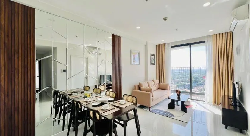Youyi Home - Image 1