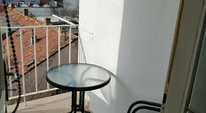 Apartment K&A- near Dom sportova - Image 1