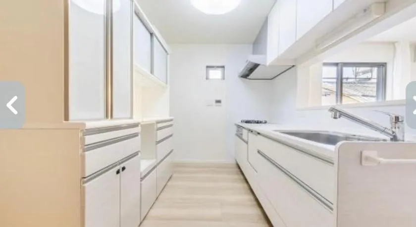 sun house - Image 1