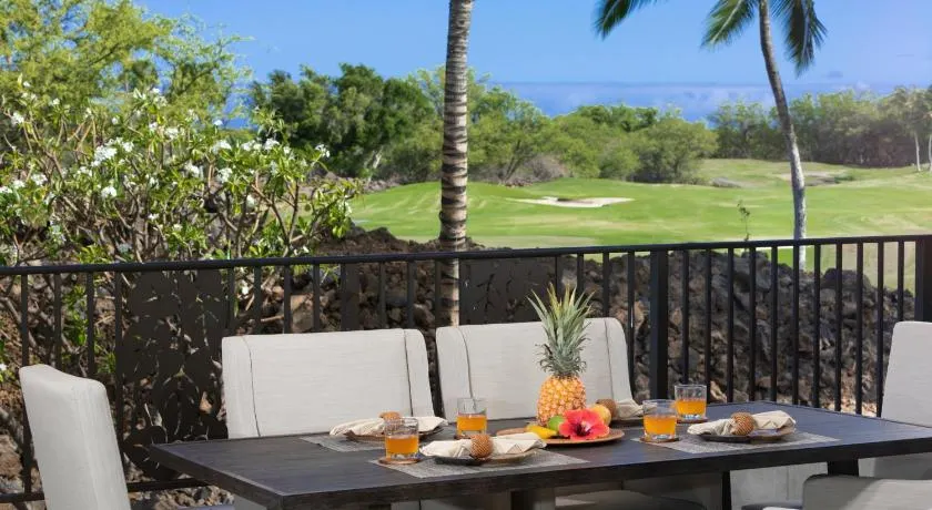 ❤PiH❤ HAWAII ROMA Golf Course Sunset Mountain View Bikes and Beach Gear - Image 1