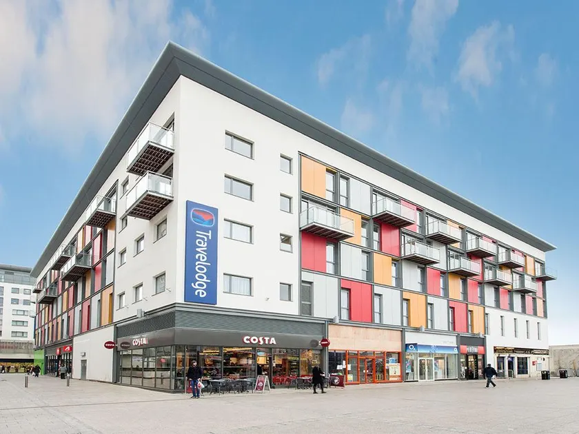 Travelodge London Wembley High Road - Image 1