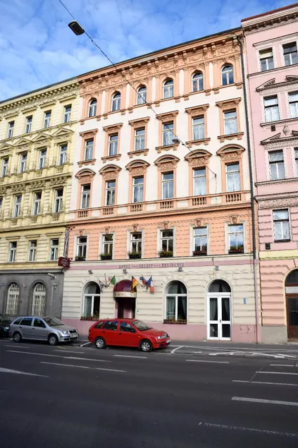 Hotel Residence Select - Image 1