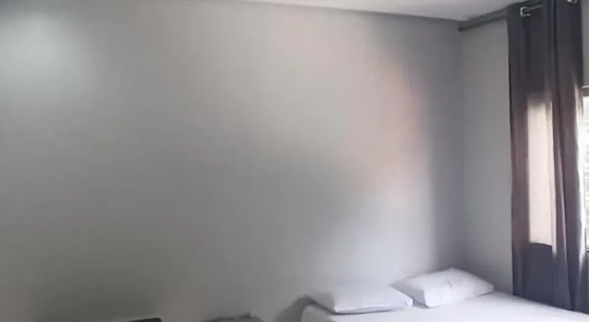 Quarto Térreo para até 4 pessoas - Image 1