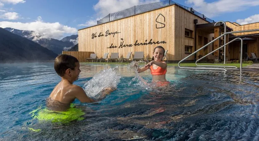 Almfamilyhotel Scherer - Image 1