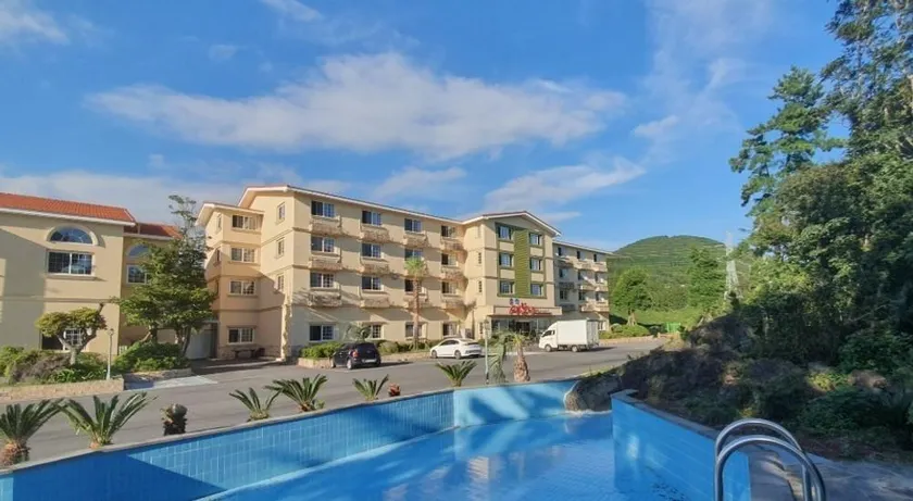 jeju shamoni resort - Image 1