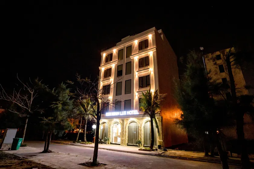 Kim Minh Lux Hotel - Image 1