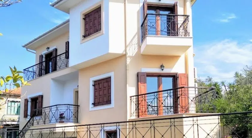 Pelion Seaside Luxury House - Image 1