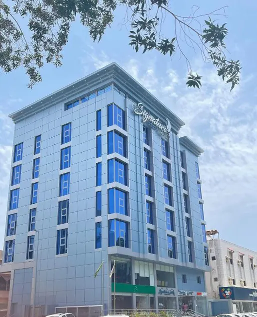 Signature Guest Hotel - Image 1