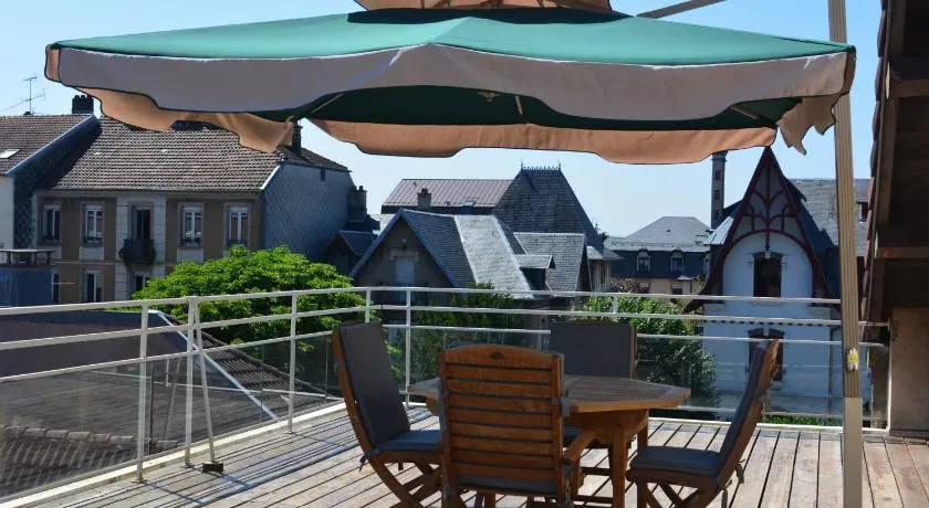 Appartement-terrasse parking privé Meublé de Tourisme 4 étoiles - Image 1