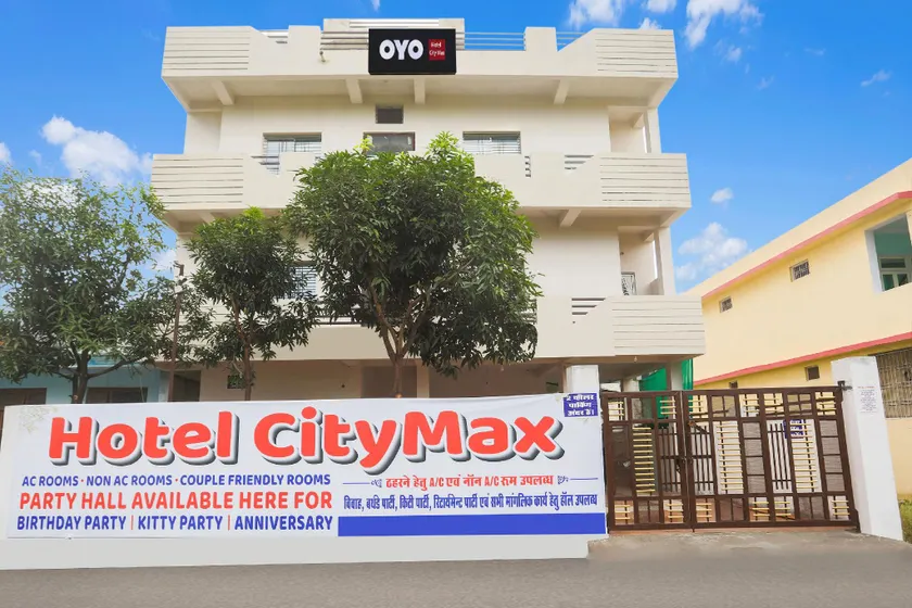 Hotel O by OYO CityMax - Image 1
