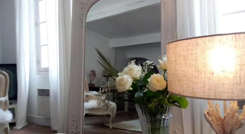 La maison perchée - Image 1