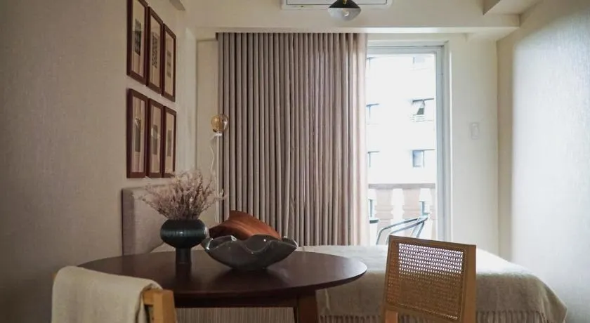 The Florentine Suite - Image 1