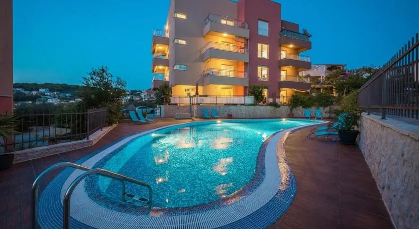Appartement de trois chambres avec la terrasse et la vue sur le mer Okrug Gornji, Ciovo (A-22587-a) - Image 1