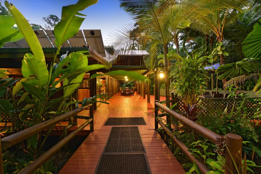 Wait-a-While Eco Retreat - Image 1