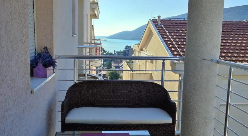 Apartment Provence - Image 1