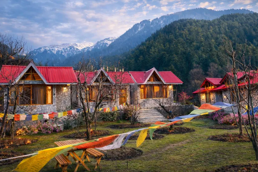 Aurora Resort In Manali - Image 1