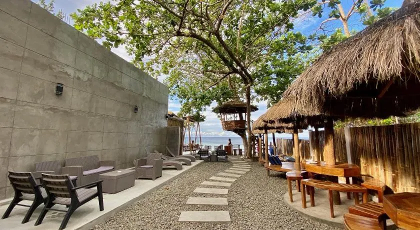 White Bada Guesthouse - Image 1