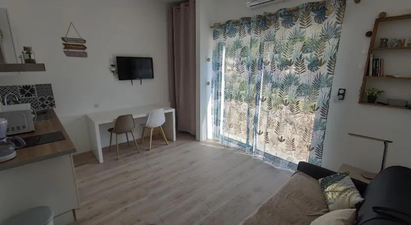 Studio la garrigue - Image 1