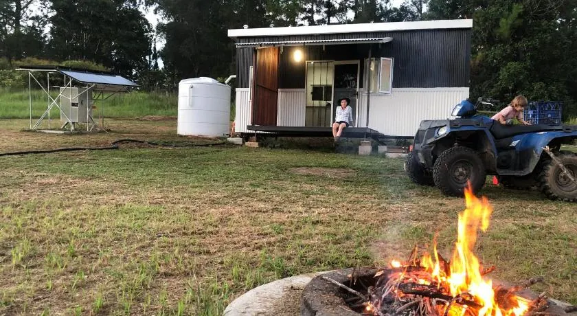 Bee Farm Off-Grid Tiny Home Stay - Image 1