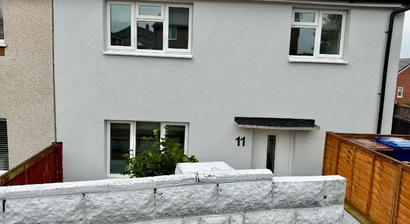 Florina s House 4 Bedrooms Villa - Image 1