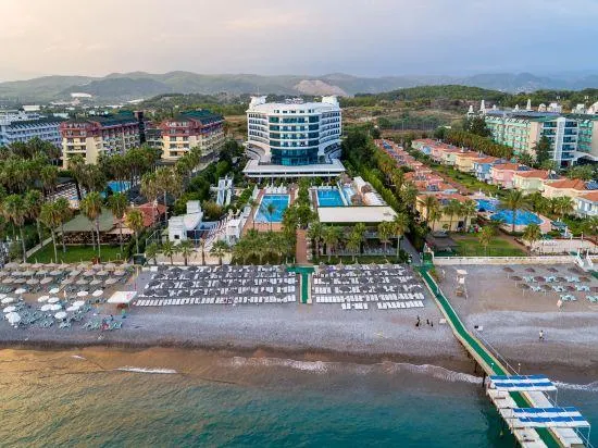 Q Premium Resort Hotel - Image 1