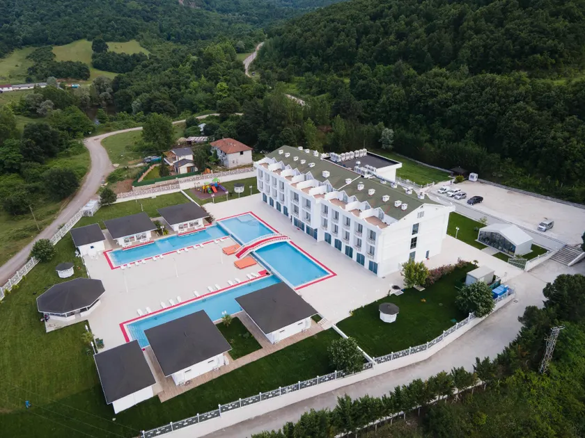 The Green Oasis Hotel & Spa - Image 1