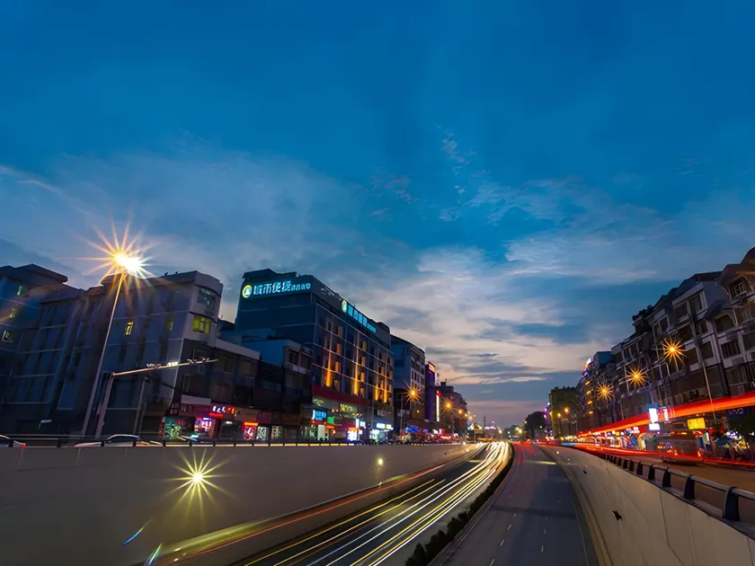 City Comfort Inn Nanning Dashatian Metro Station - Image 1