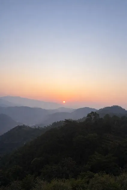 Apna Adda Homestay-3BR Mountain View by Homeyhuts - Image 1