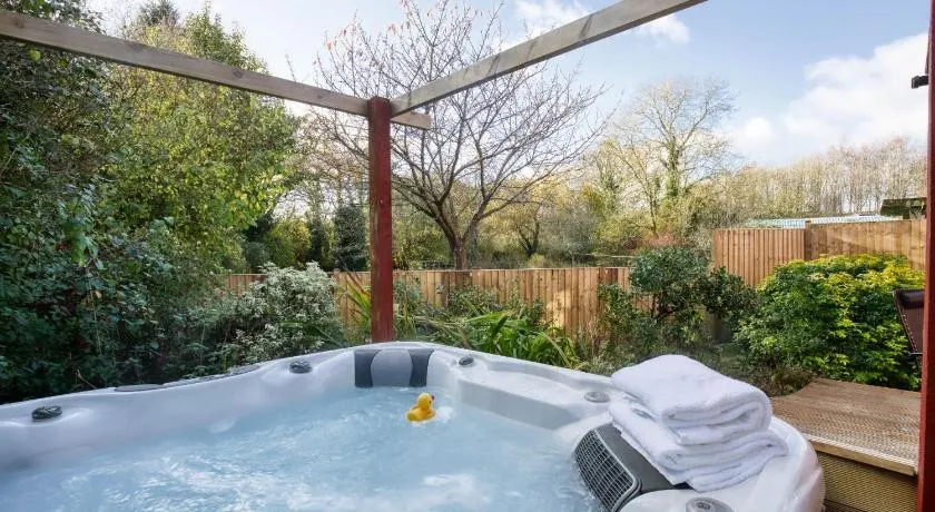White Cross Cottage - Image 1