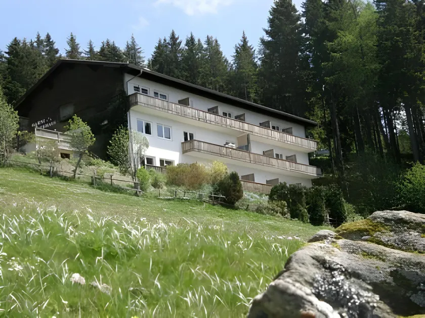 Hotel Garni Gästehaus Karin - Image 1