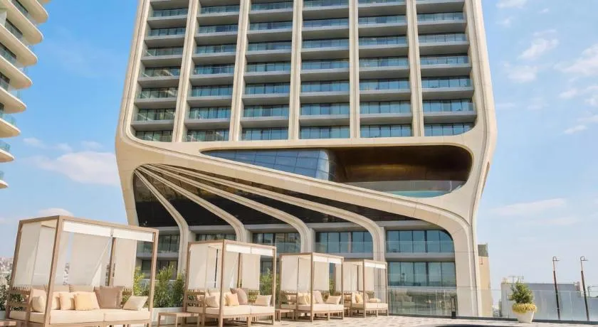Mercury Suites Premium Apartments With Pool Access - Image 1