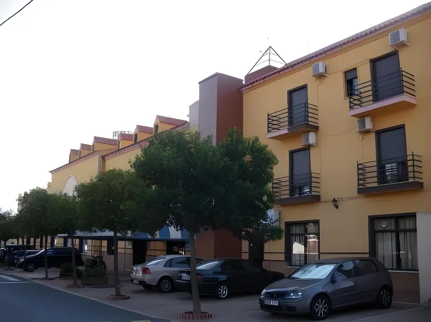 Hotel La Barca - Image 1
