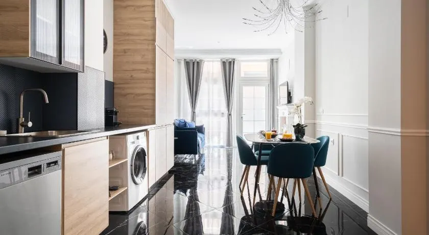 Le Parisien de COUP DE COEUR APPARTEMENTS - Image 1