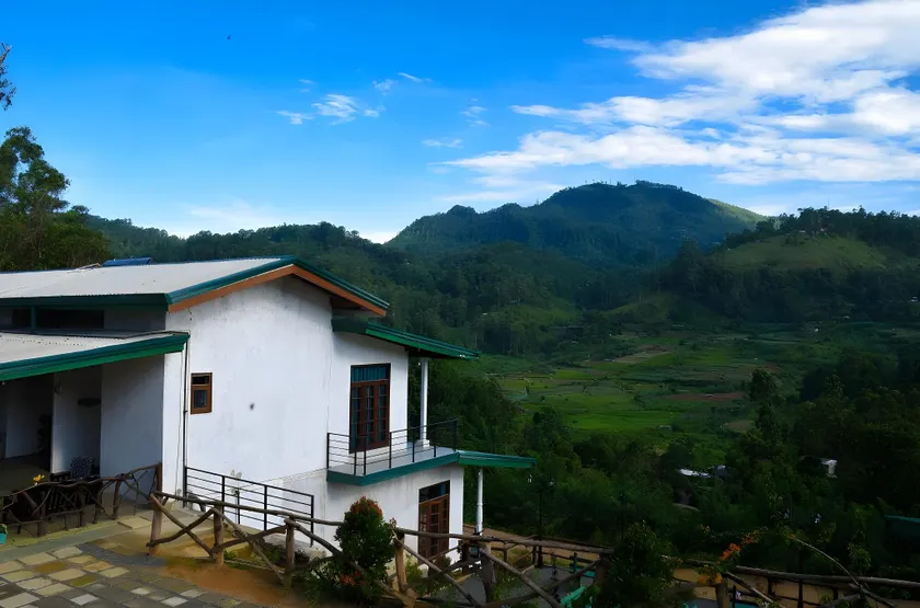 Maridian Hotel - Image 1